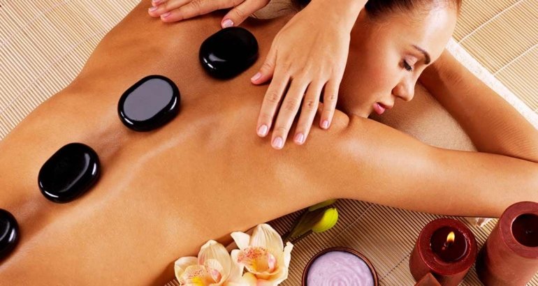 Massage aux pierres chaudes à partir 300 dh